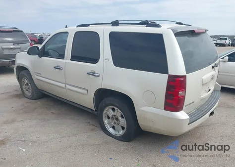 2008 Chevrolet Tahoe Ltz z USA, uszkodzony, nr VIN 1GNFC13058R197653